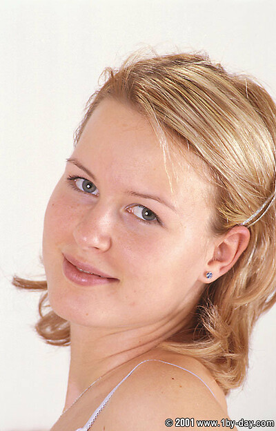 Petra Z in Her honey pot provokes us from 1 by Day