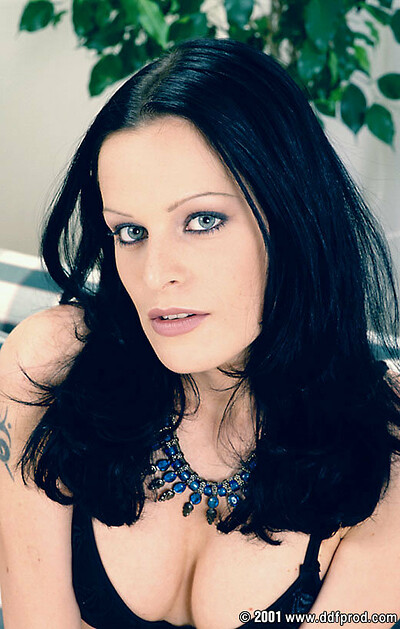 Sabina P in Mr dildo gets glamoured from 1 by Day