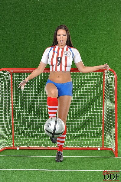 Veronica da Souza in Baby loves playing with balls from 1 by Day