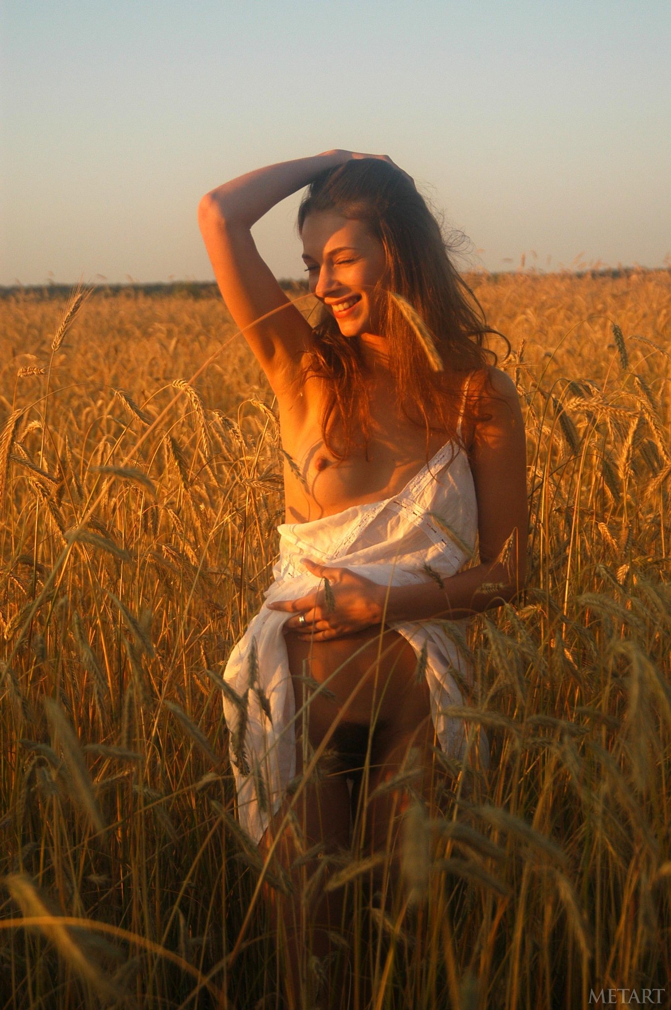 Vika AC in Met Art set Dream Field