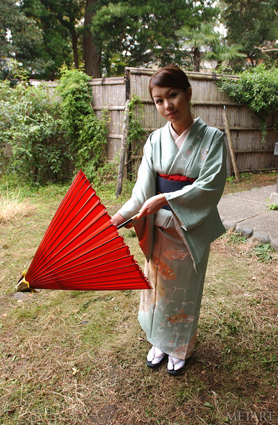 Hiroko A in Kimono from Met Art