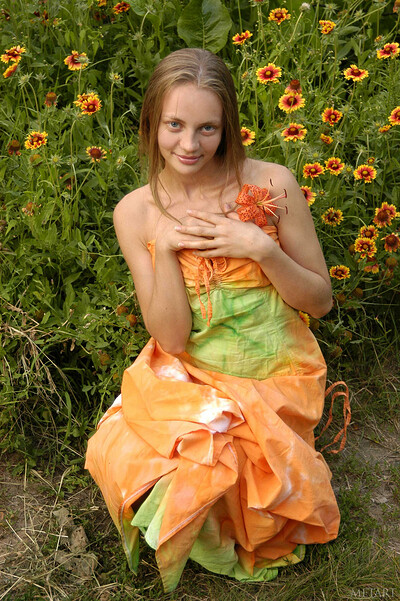 Erin C in Flower from Met Art