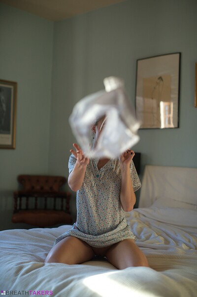 Chloe Toy in Breathtakers set Lolita