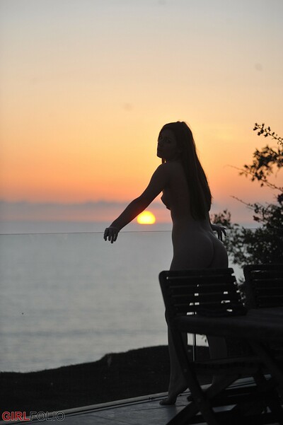 Hayley Hanes in Sunset Strip from Girlfolio