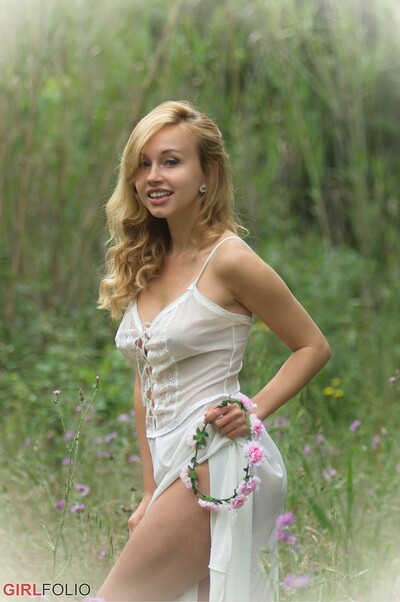 Chloe Toy in Chloe Toy and Lilly Behind The Scenes from Girlfolio