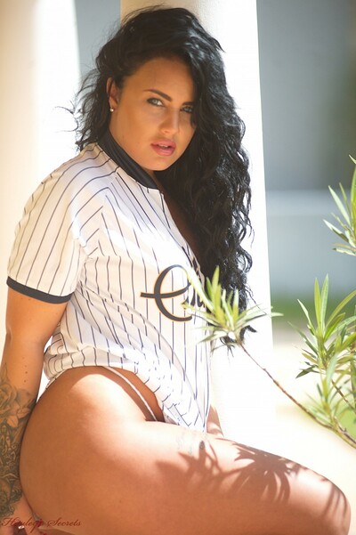 Olivia Paige in Home Run from Hayleys Secrets