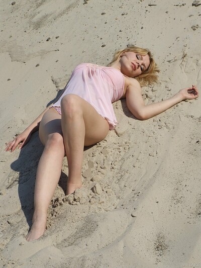 Alex B in Live On Met from Metart