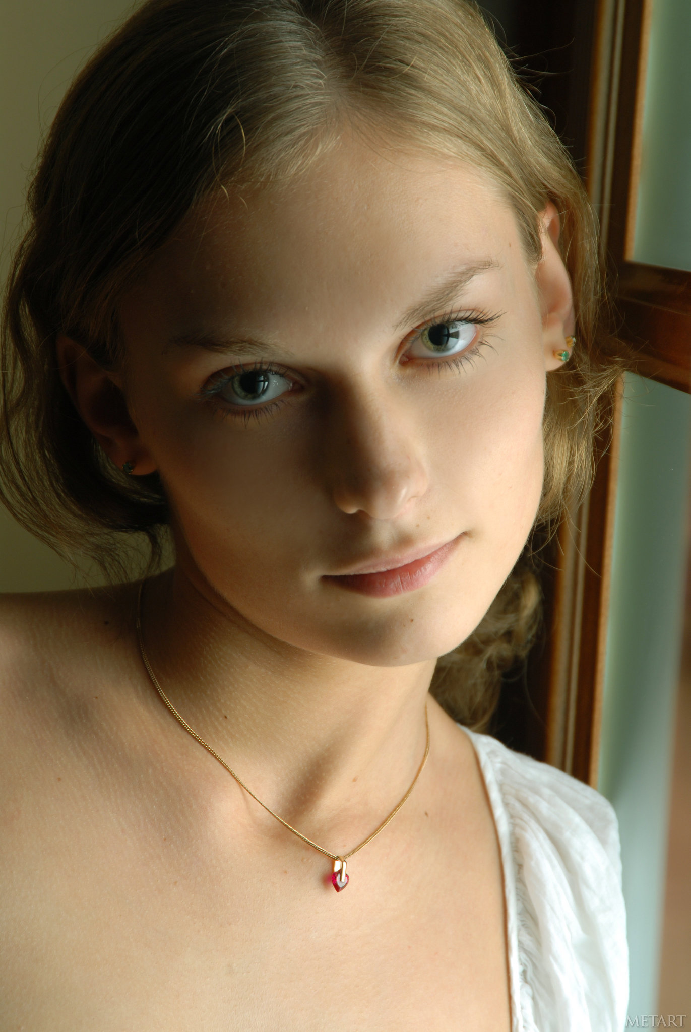 Masha I in Metart set Presenting Masha