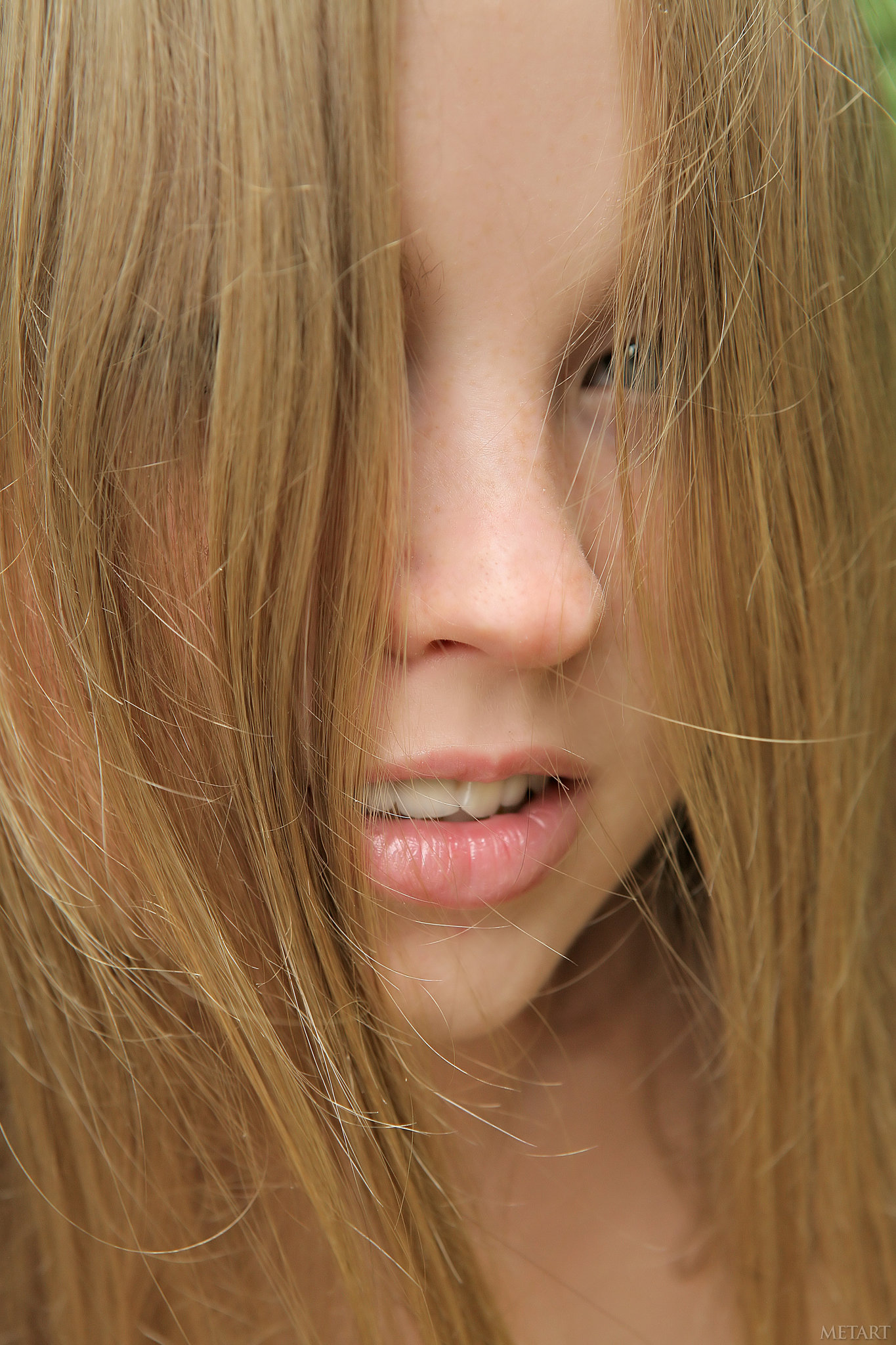 Avril A in Metart set Galassia