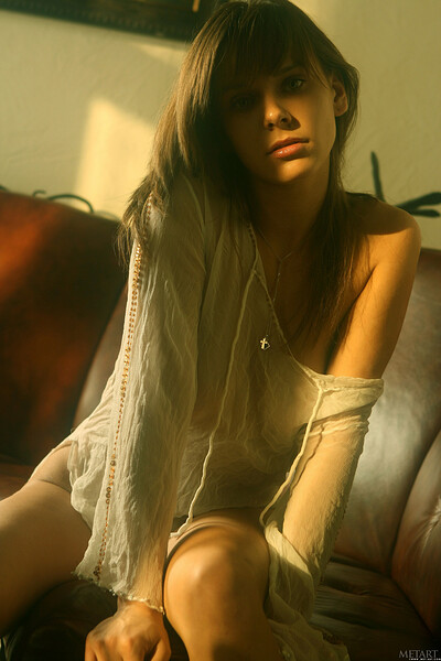 Julia O in Presenting Julia from Metart
