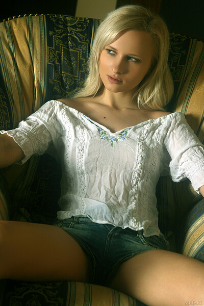 Lena L in Profonda from Metart