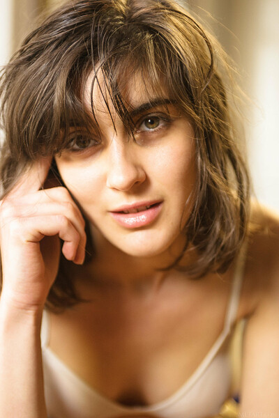 Leonda A in Presenting Leonda from Metart