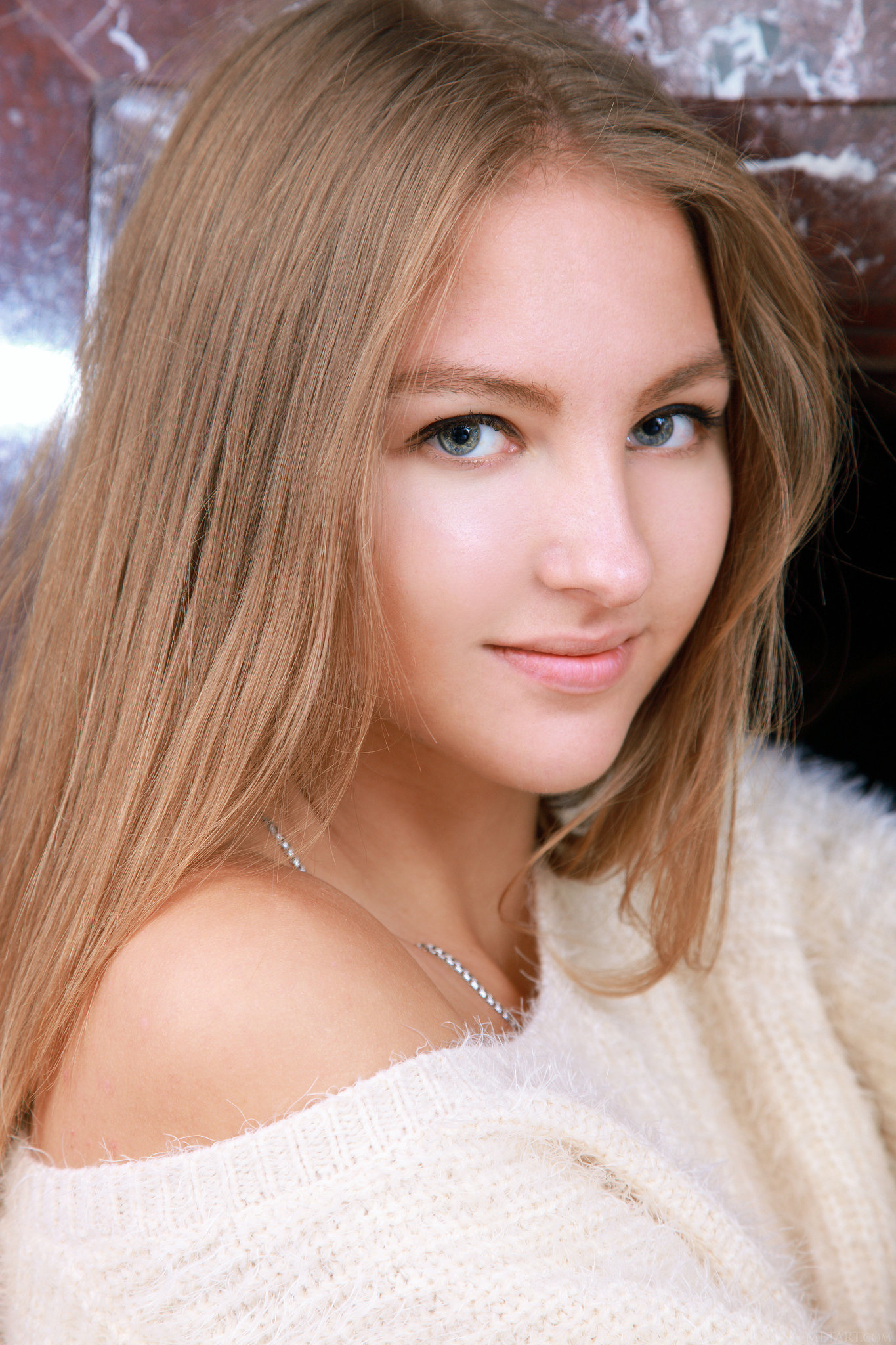 Izabel A in Metart set Presenting Izabel