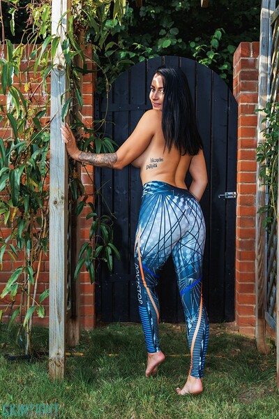 Kelli Smith in Tight Tressle from Skintight Glamour