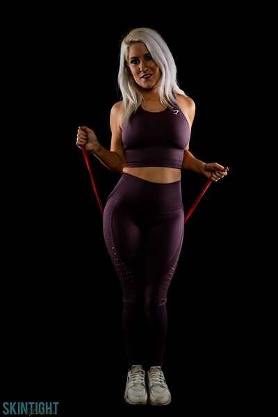 Lu Elissa in Rubber Band from Skintight Glamour