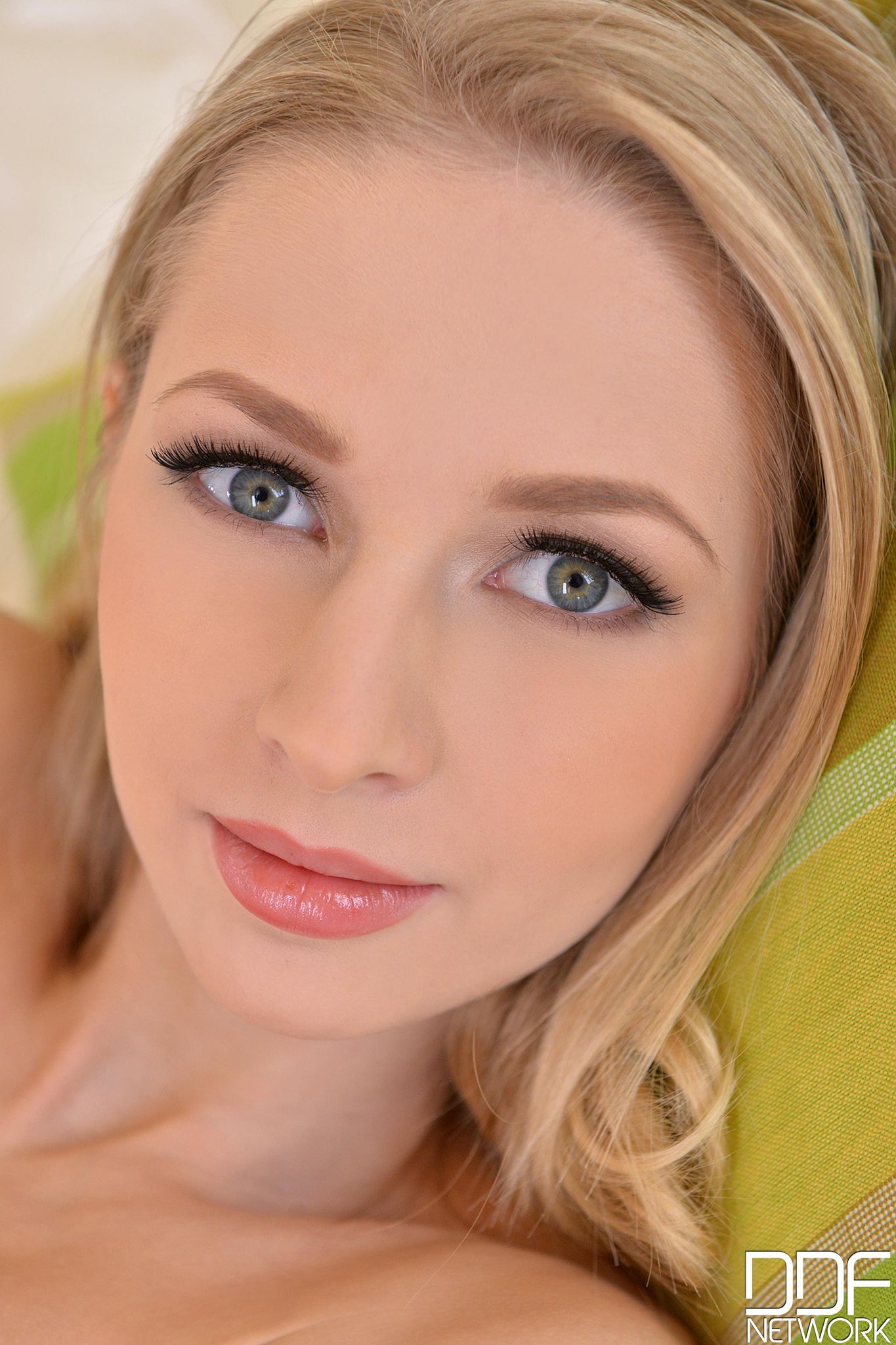 Ms White-Kitten in Euro Teen Erotica set Needing To Be Pleased