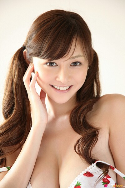 Anri Sugihara in Gcup Great Girl 3 from All Gravure