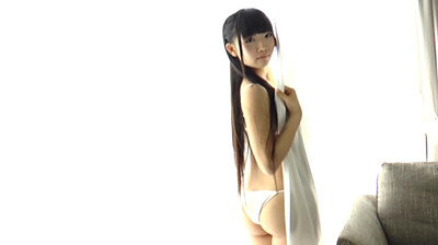 Beautiful vixen Hiyori Izumi gets naked and shows her mind-blowing sex appeal