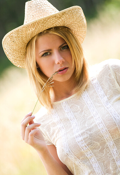 Jana Davis in New Model Jana Davis from This Years Model