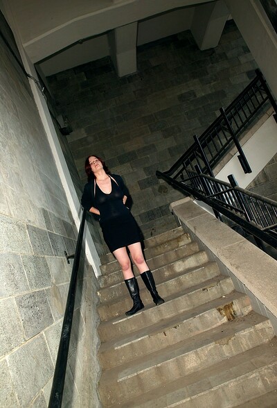 Lara in Lara Series 4 from Simonscans
