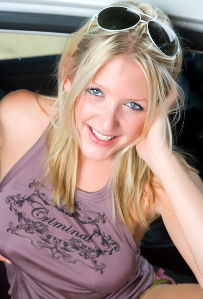 Courtney in Courtney Series 12 from Simonscans