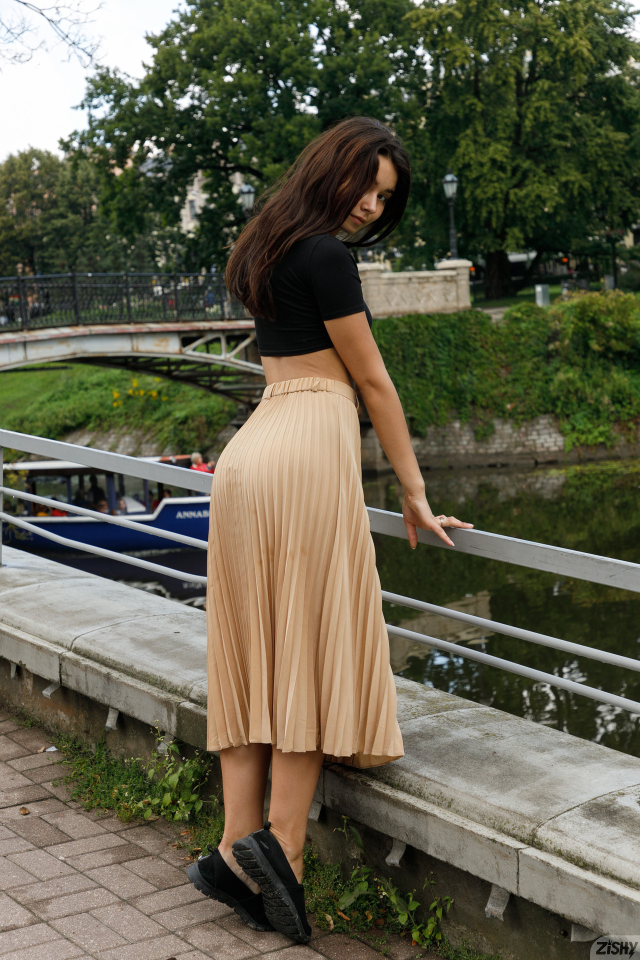 Miki Pedangen in Zishy set Beauty Is Divine