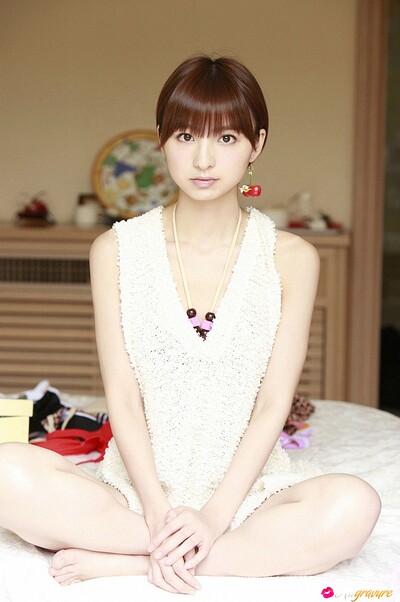 Mariko Shinoda in Cherry from All Gravure
