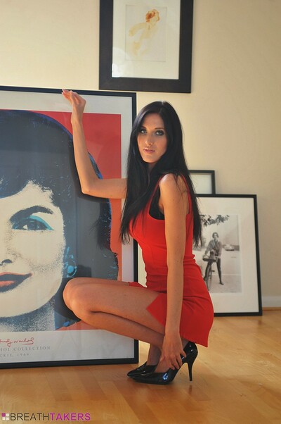 Bailey in Galeria from Breathtakers