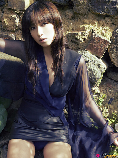 Maomi Yuuki in Hope Returns from All Gravure