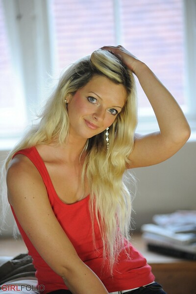Zuzia in New Model from Girlfolio