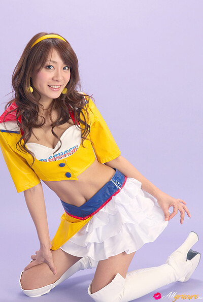 Yuki Aikawa in Up Garage from All Gravure