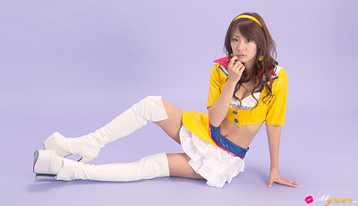 Yuki Aikawa in Up Garage from All Gravure