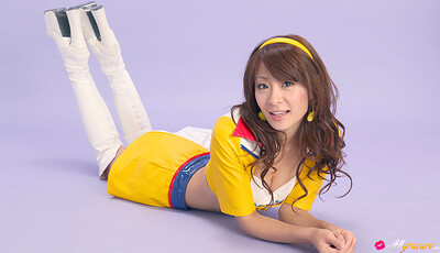Yuki Aikawa in Up Garage from All Gravure