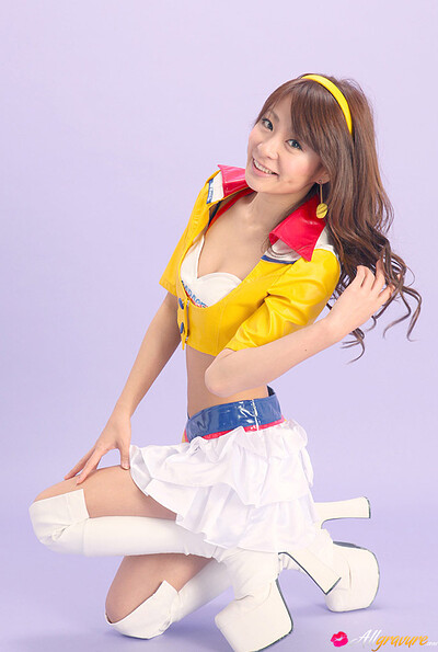 Yuki Aikawa in Up Garage from All Gravure