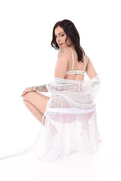 Clara Mia in Welcome To My Boudoir from Istripper