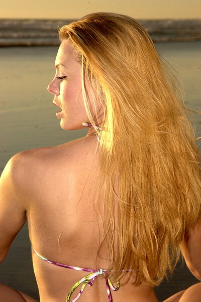 Bella in set #237 from ATK Premium