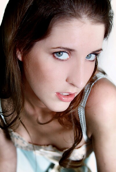 Haley in set #528 from ATK Premium