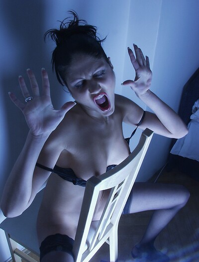 Ellen in set #1030 from ATK Premium