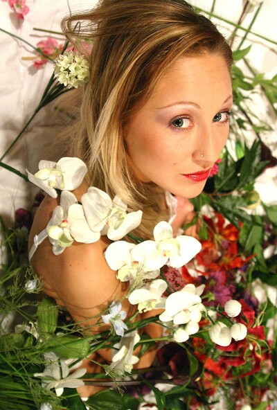 Viktoria in set #1336 from ATK Premium