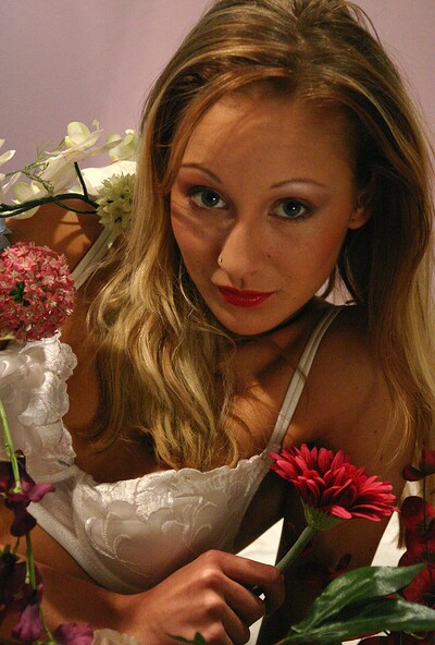 Viktoria in set #1336 from ATK Premium
