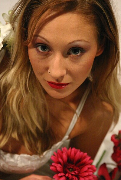 Viktoria in set #1336 from ATK Premium