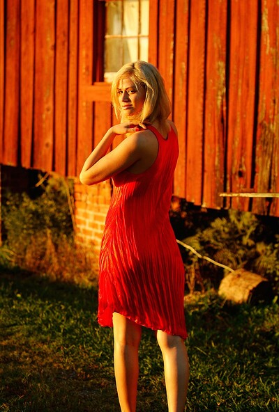Taylor in set #2559 from ATK Premium