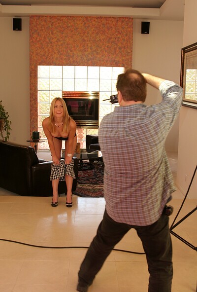 Elli in set #4001 from ATK Premium