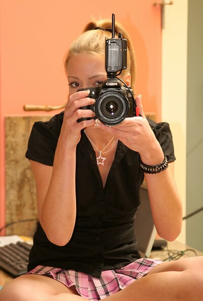 Elli in set #4001 from ATK Premium