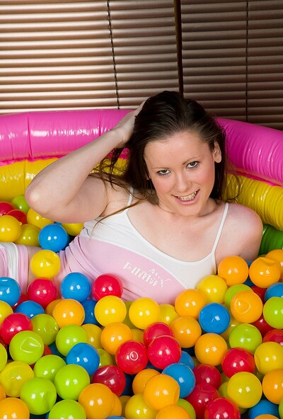 Vicki in set #4961 from ATK Premium