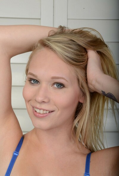 Dakota James in #7198 from ATK Premium