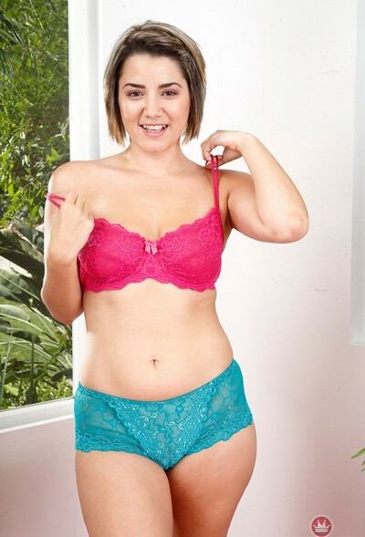 Alix Lovell in #7812 from ATK Premium
