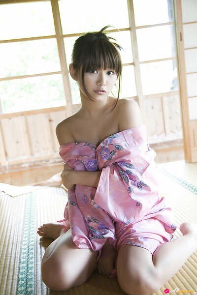Natsumi Kamata in Kimono Angel from All Gravure