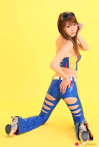 Minami Haduki in Wedssport 2 from All Gravure