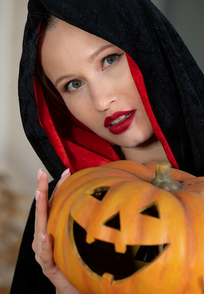 Stella Cardo in Halloween Mistress from Teen Dreams